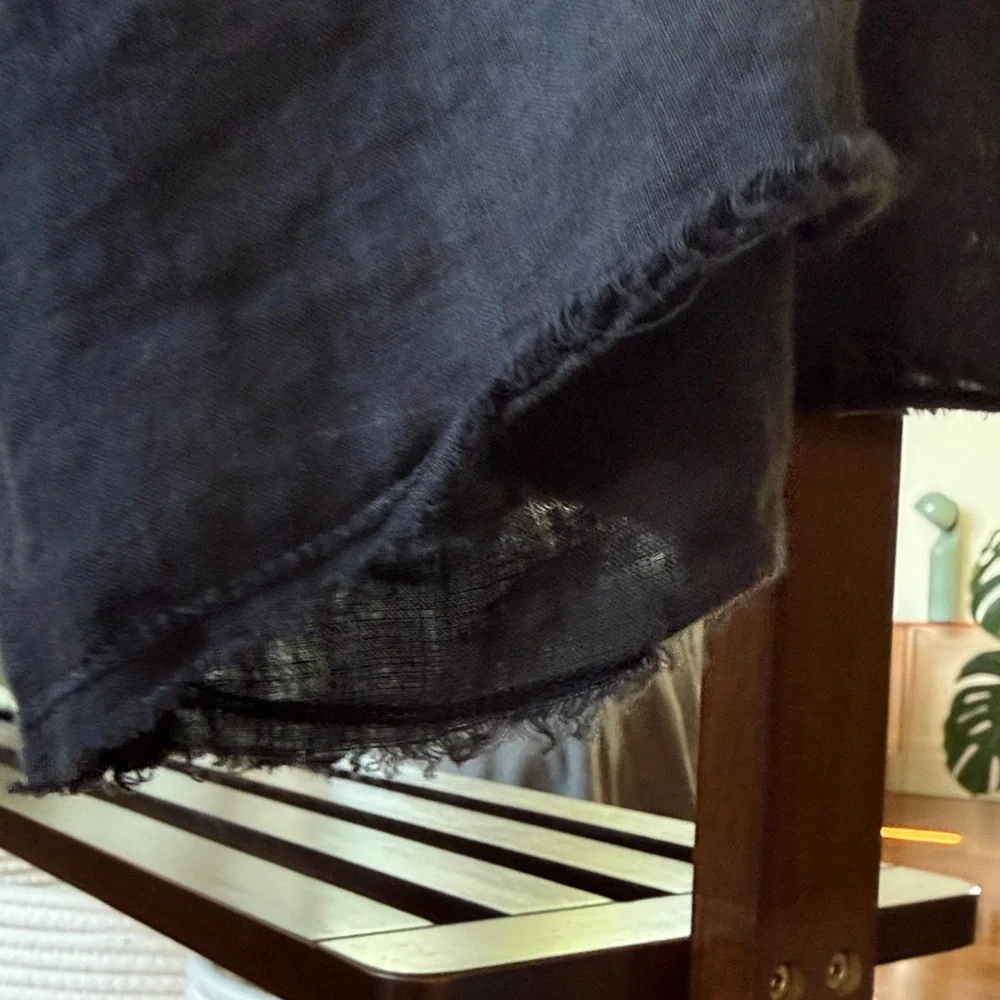 Black Oversized Linen Dress by Black Crane - Picture 6 of 7